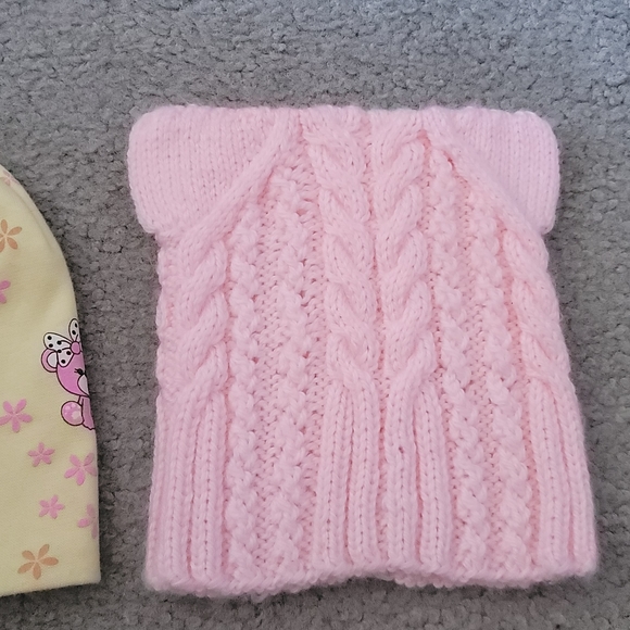 Toddler girls 18-24M Lot of 2 Hats Knit Beanie w/cat ears, Light Yellow stretchy - Picture 8 of 9